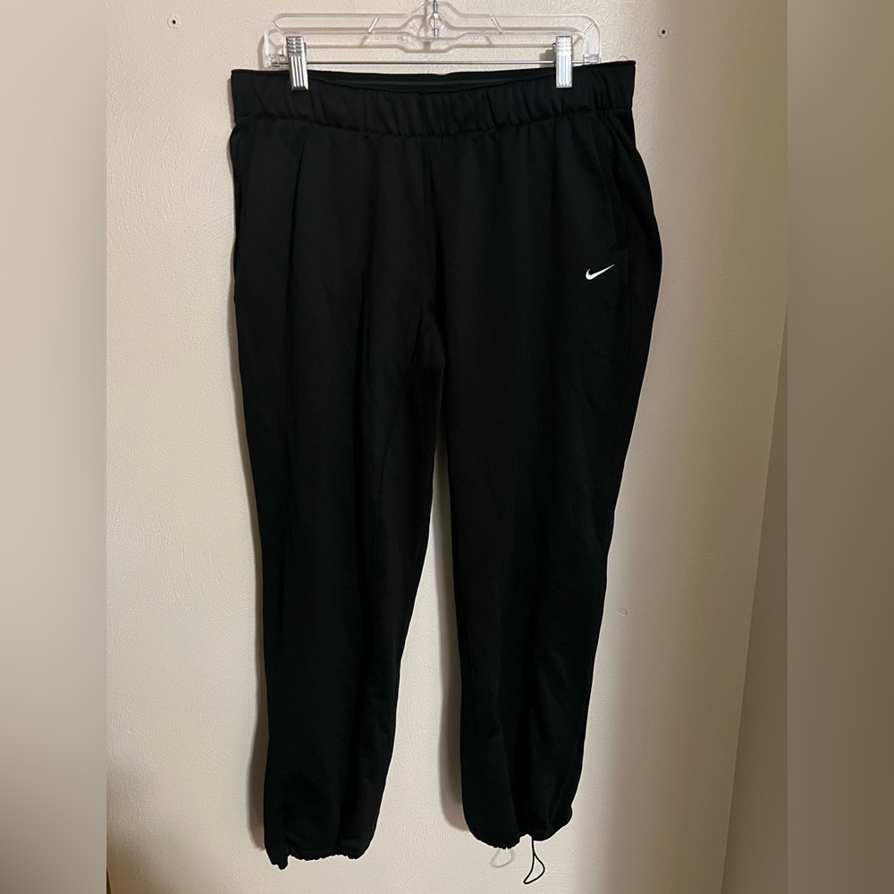 NIKE Classic Therma‎ Fit Casual Athletic Athleisure Joggers Black White Men's L